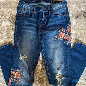 Miss me standard fit embroidered skinny